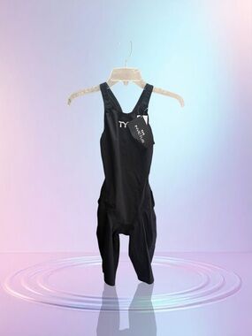 New TYR Invictus Open Back Tech Suit Womens sz 32